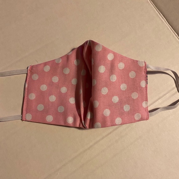 Disney's Minnie Mouse Face Mask for Kids - Picture 4 of 4